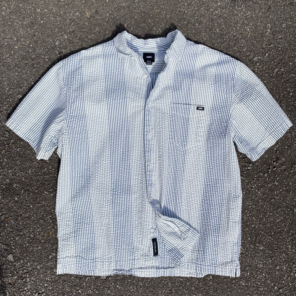 Vans Men's Blue off the wall Striped button Shirt Size medium loose fit Rare!! 🔥